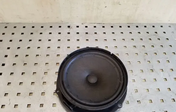 Skoda Superb B6 (3T) Rear door speaker 3T0035411A