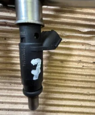 Fuel injector