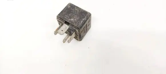 Skoda Octavia Mk1 (1U) Other relay 6U0906061A