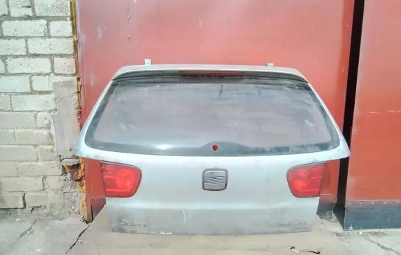 Seat Ibiza II (6k) Tailgate/trunk/boot lid