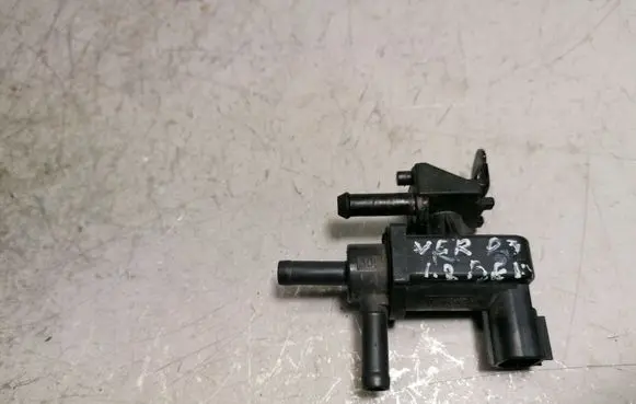 Toyota Corolla Verso E121 Vacuum valve 9008091231