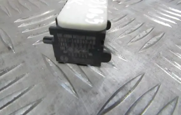 Ford Focus Airbag deployment crash/impact sensor 3m5t14b342ab 3m5t-14b342-ab