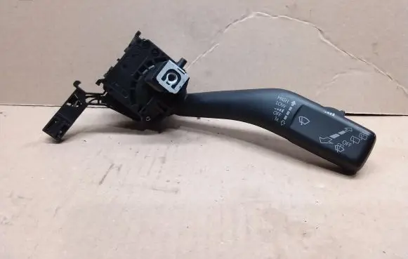 Skoda Octavia Mk2 (1Z) Wiper control stalk 1K0953519H