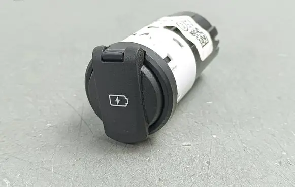 KIA EV6 USB socket connector 10R0611588 96125CY010 221222