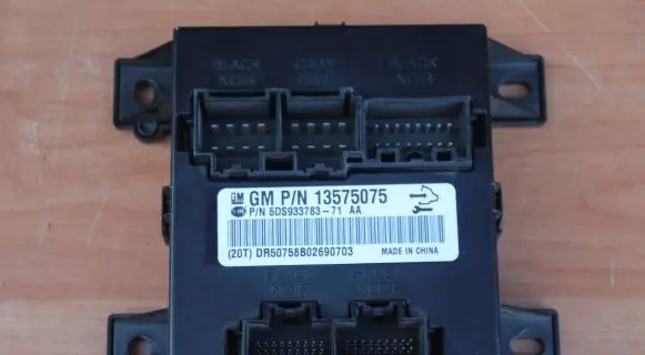 Opel Insignia A Seat control module 13575075 5DS9337837 DRR0788B06290703