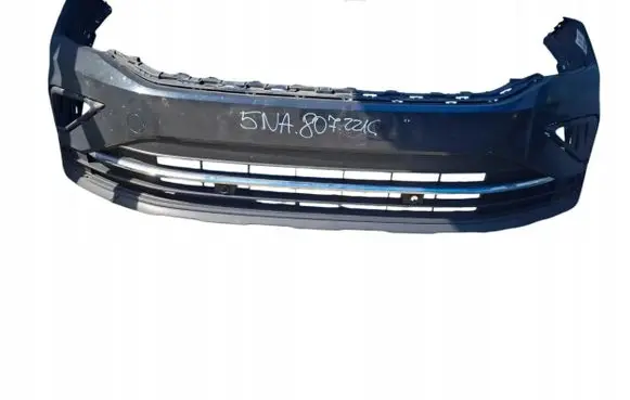 Volkswagen Tiguan Front bumper 5NA807221C