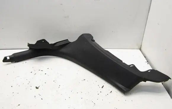 Audi A3 S3 8V Front sill trim cover 8V4867767B