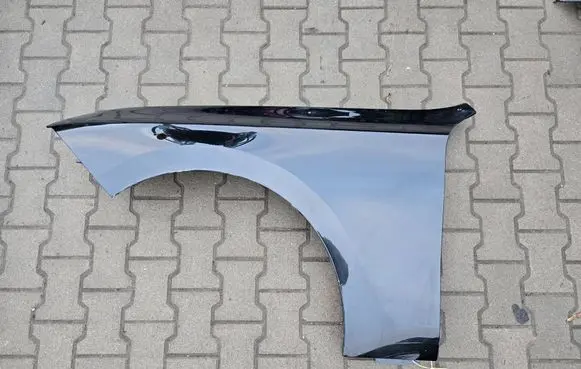 BMW 7 G70 Fender