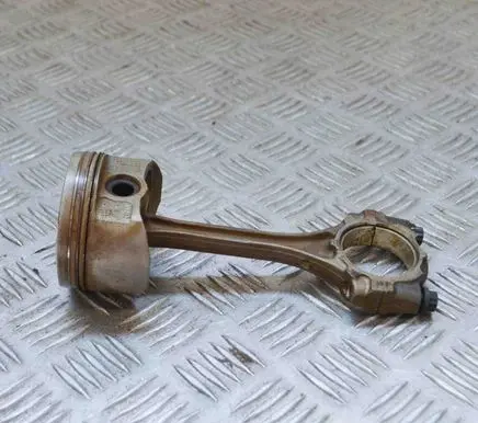 Toyota Yaris Piston 