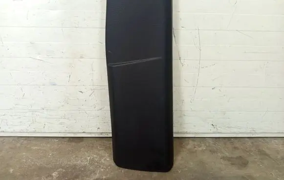 BMW X6 E71 (B) pillar trim (bottom) 6979848 10859510 01102103104105106