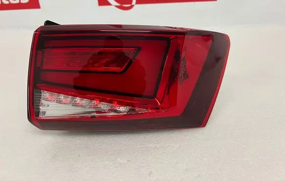 Seat Ateca Rear/tail lights 575945207E