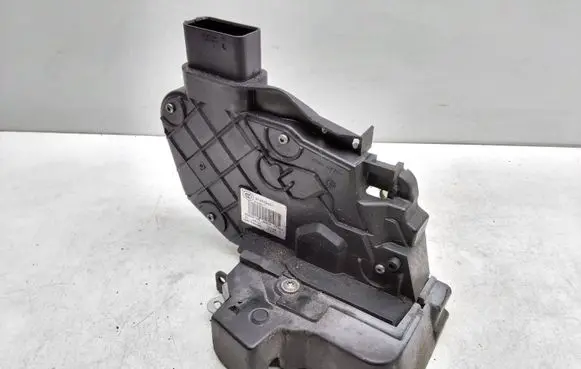 Volvo S80 Rear door lock 31253920