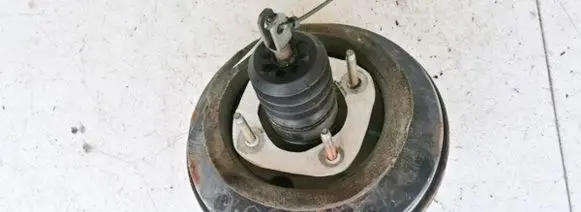 Mitsubishi Carisma Brake booster NW101472 804282