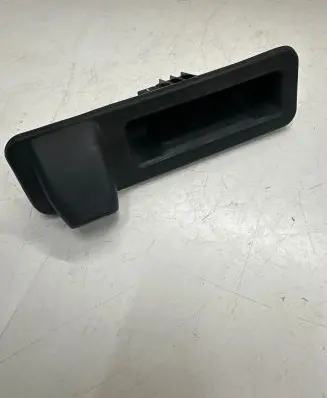 BMW M5 F90 Tailgate/trunk/boot exterior handle 7381868
