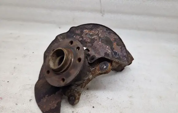 Volkswagen Transporter - Caravelle T5 Front wheel hub spindle knuckle 