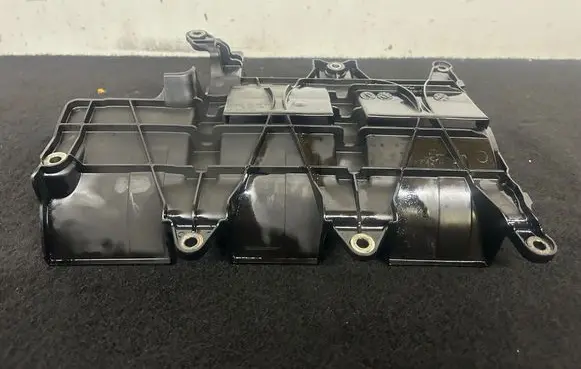 Mercedes-Benz E W211 Oil breather separator A6421800885