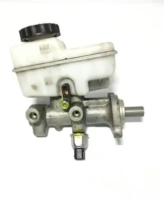 Nissan Pathfinder R51 Master brake cylinder 047558A