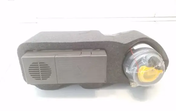Audi A6 S6 C7 4G Tire air pump compressor 8R0012619A 8P0012615A