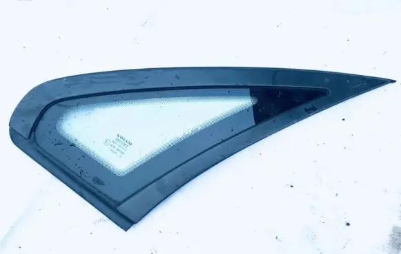 Volvo S80 Rear side window