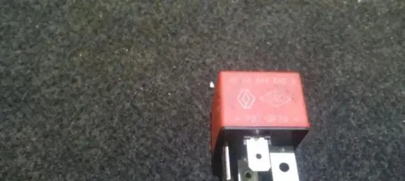 Renault Laguna I Other relay 7700844682