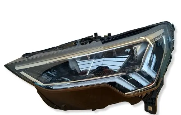 Audi RS Q3 Headlight/headlamp 83A941033