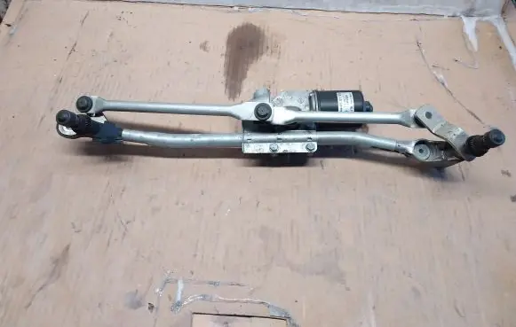 BMW 1 E81 E87 Front wiper linkage and motor 7193036 405121