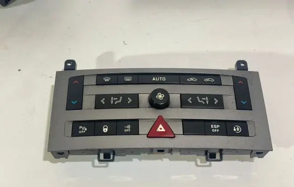 Peugeot 407 Climate control unit 96573322YW