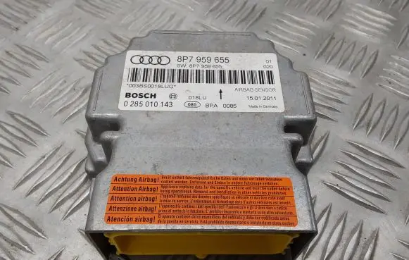 Audi A3 S3 8P Airbag control unit/module 8P7959655