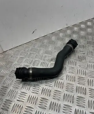BMW 5 E60 E61 Engine coolant pipe/hose 7789742