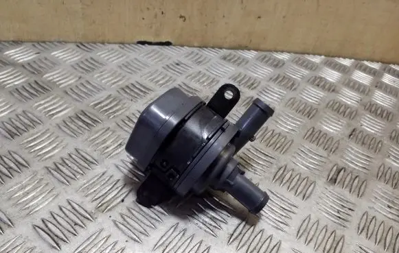 Volvo XC90 Electric auxiliary coolant/water pump 32222255 32222481