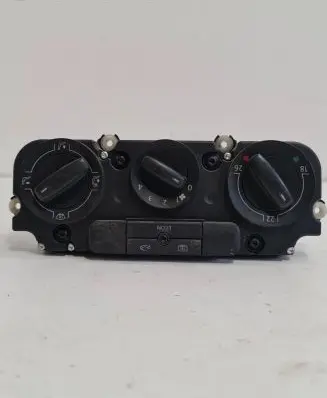 Volkswagen Golf V Climate control unit