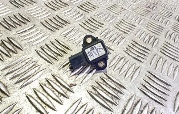 Mercedes-Benz A W169 Air pressure sensor A0041538428 122233209