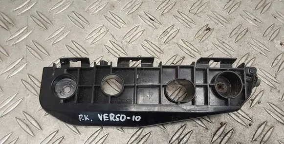 Toyota Verso Front bumper mounting bracket 525360F020