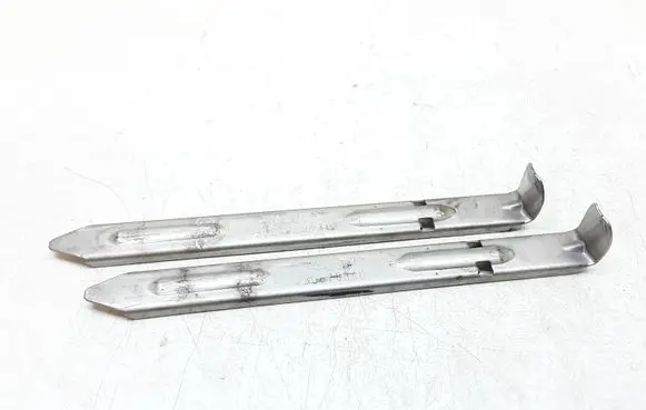 Volvo V70 Headlight/headlamp mounting bracket 30678340