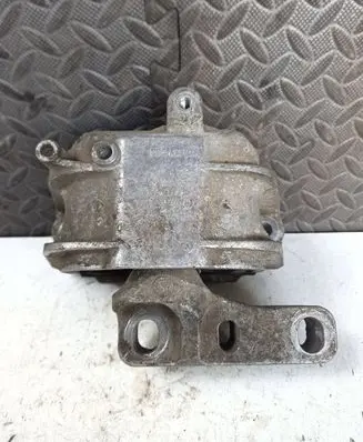 Volkswagen Golf V Engine mount bracket 1K0199262AT
