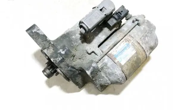 Toyota Yaris Starter motor 2810021040 28100-21040