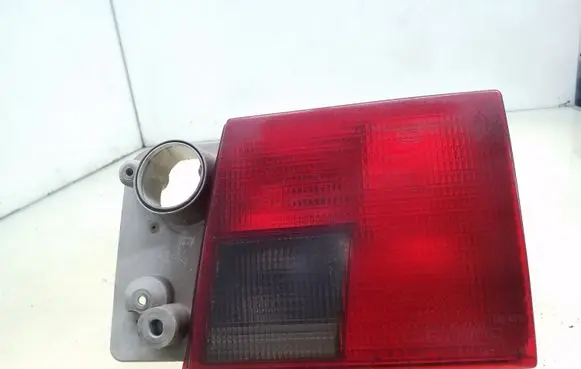 Audi A6 S6 C4 4A Tailgate rear/tail lights 4A0945094
