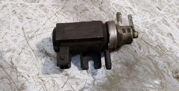 Audi A6 S6 C5 4B Turbo solenoid valve 1H0906627