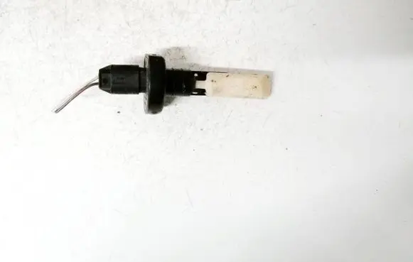 Mercedes-Benz E W211 Sensor 2205400045 7968-00