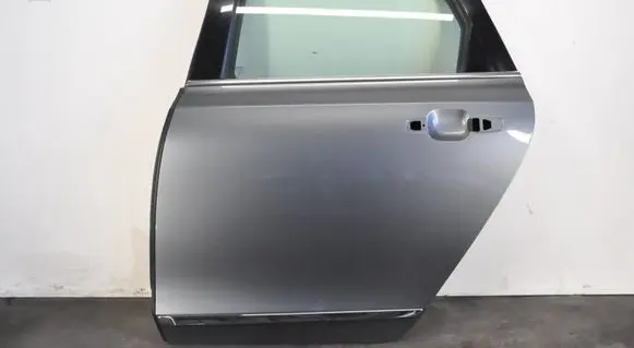 Volvo S90, V90 Rear door
