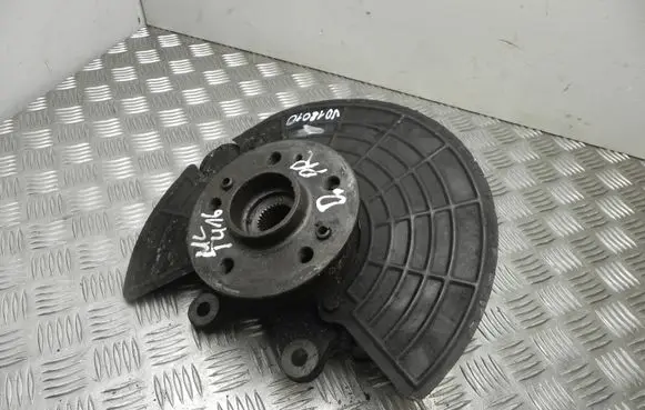 Mercedes-Benz ML W163 Front wheel hub 361036 VD18010