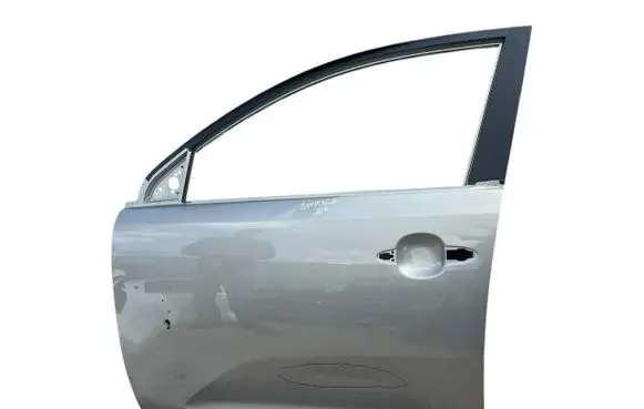 KIA Sportage Front door