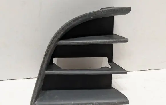 Skoda Octavia Mk2 (1Z) Front bumper lower grill 1Z0853665C 32002011 113536100100