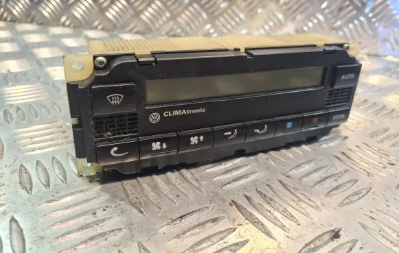 Volkswagen PASSAT B5 Interior fan control switch 3B1907044B