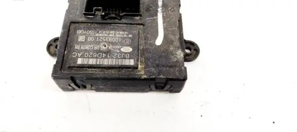 Jaguar XF Door control unit/module BJ3214D620AC 1009352100