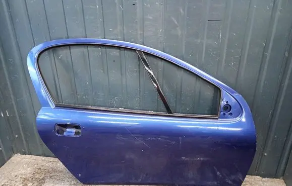 Opel Vivaro Front door