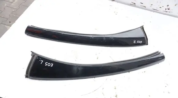 Roof trim bar molding cover