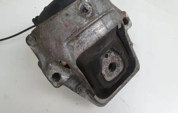 Audi A5 8T 8F Engine mount bracket 8K0199381