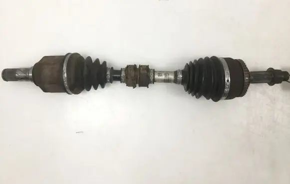 Nissan Pathfinder R51 Front driveshaft 39100EB300