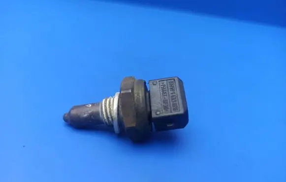 BMW 7 E65 E66 Coolant temperature sensor 1433076 94093